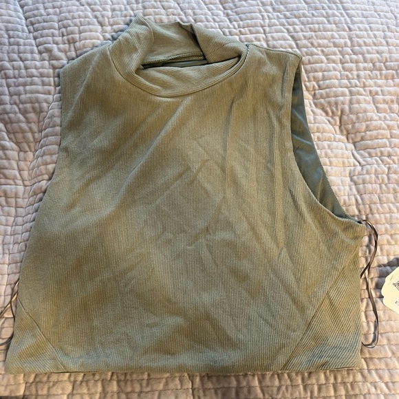 Altard State Two Piece Green Set - Picture 2 of 7